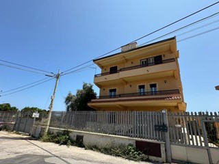 Attico in Vendita a Palermo, 190'000€, 180 m²