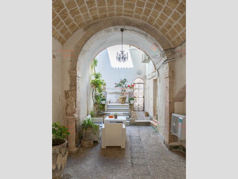 Appartamento in Vendita a Siracusa, zona ORTIGIA - UMBERTO, 1'250'000&euro;, 400 m²