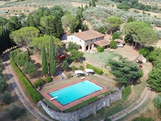 Rustico in Vendita a Reggello, zona San Donato in Fronzano, 1'350'000€, arredato