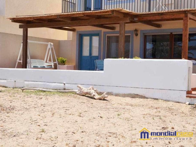 Quadrilocale in Vendita a Pachino, 375'000€, 123 m²