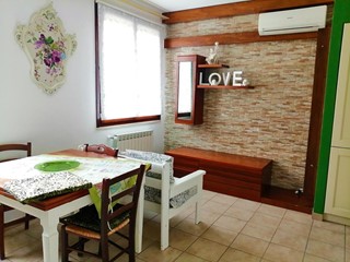 Bilocale in Vendita a Casole d'Elsa, zona Cavallano, 85'000€, 50 m², arredato