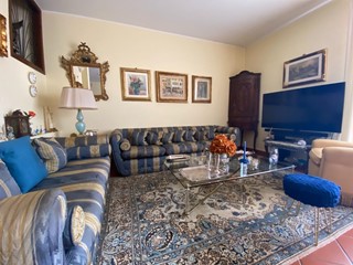 Casa Indipendente in Vendita a Scandicci, zona San Vincenzo a Torri, 530'000€, 160 m², con Box