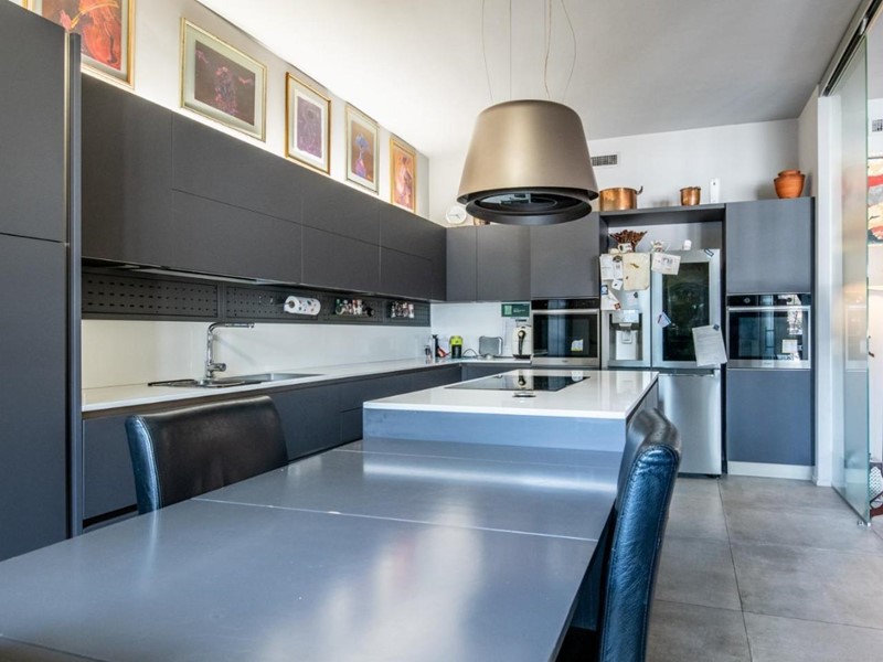 Appartamento in Vendita a Pisa, 530'000€, 150 m²