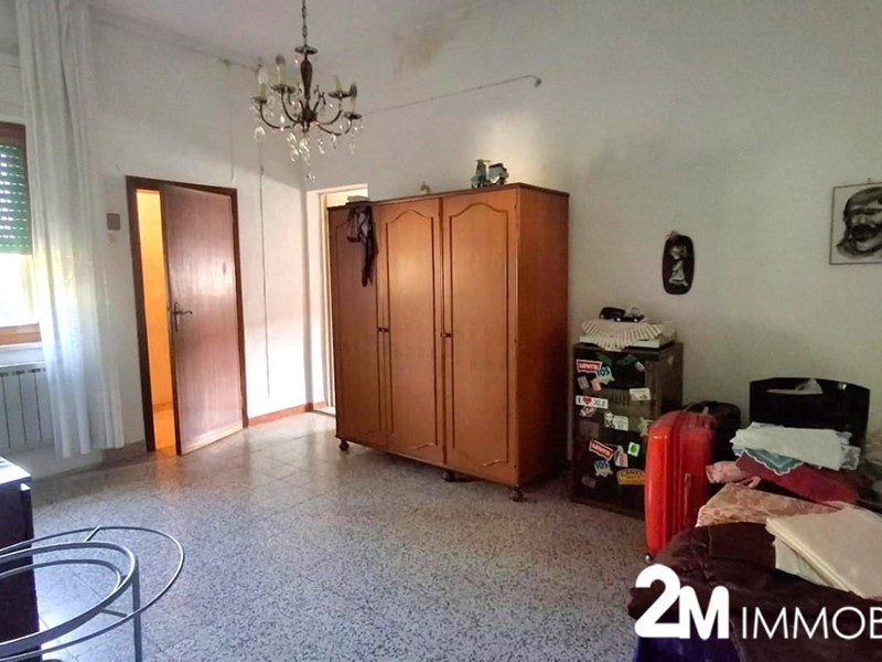 Casa Indipendente in Vendita a San Giuliano Terme, zona Pontasserchio, 220'000€, 258 m², con Box