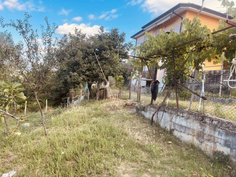 Trilocale in Vendita a Alatri, 35'000€, 85 m²