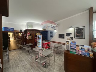 Attività commerciale in Vendita a Bergamo, 50'000€, 90 m²