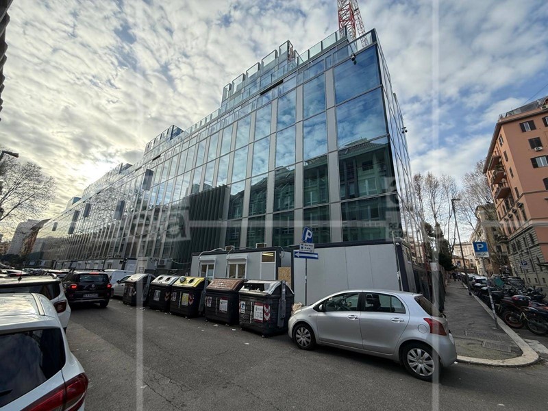 Ufficio in Affitto a Roma, 16'990&euro;, 620 m²