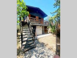 Casa Indipendente in Vendita a Loreto Aprutino, 65'000€, 55 m²