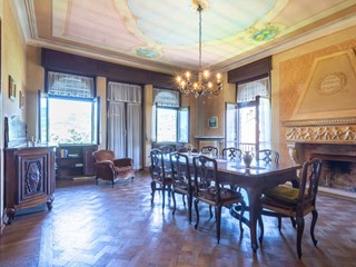 Villa in Vendita a Bistagno, 3'250'000&euro;, 1500 m²