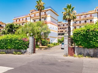 Appartamento in Vendita a Catania, 175'000&euro;, 112 m²