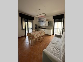 Casa Semi Indipendente in Vendita a Galliate, 145'000€, 95 m²