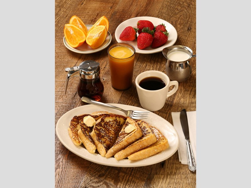 Attività commerciale in Vendita a Mantova, 290'000&euro;, 350 m²