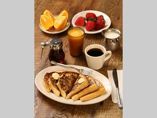 Attività commerciale in Vendita a Mantova, 290'000&euro;, 350 m²