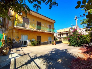 Trilocale in Vendita a Mariglianella, 185'000€, 100 m²