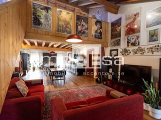 Attico in Vendita a Morgano, 375'000€, 215 m²