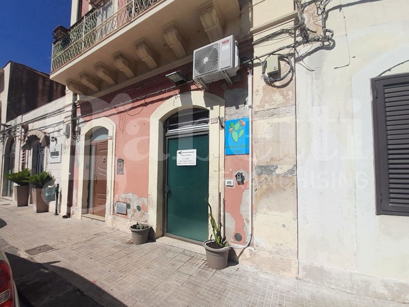Casa Indipendente in Vendita a Siracusa, 93'000&euro;, 64 m², arredato