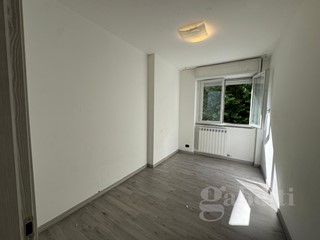 Trilocale in Vendita a Busto Arsizio, 115'000€, 90 m²