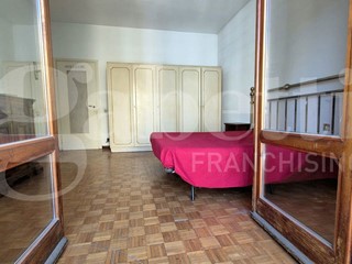Trilocale in Vendita a Piacenza, 130'000€, 98 m²