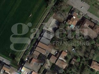 Capannone in Vendita a Fusignano, 260'000€, 5371 m²