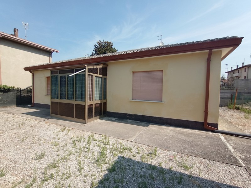 Casa Indipendente in Vendita a Cavarzere, 65'000&euro;, 60 m²