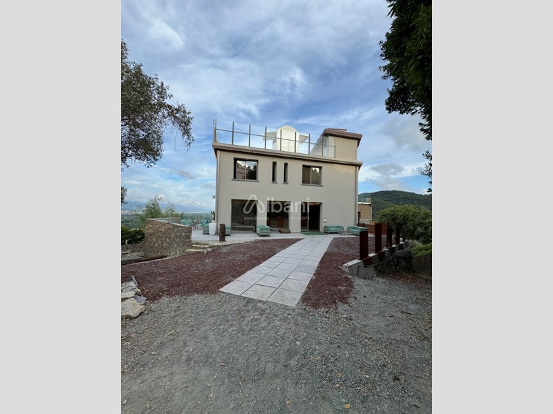Casa Indipendente in Vendita a Lerici, zona Lerici Comune, 2'800'000&euro;, 700 m²