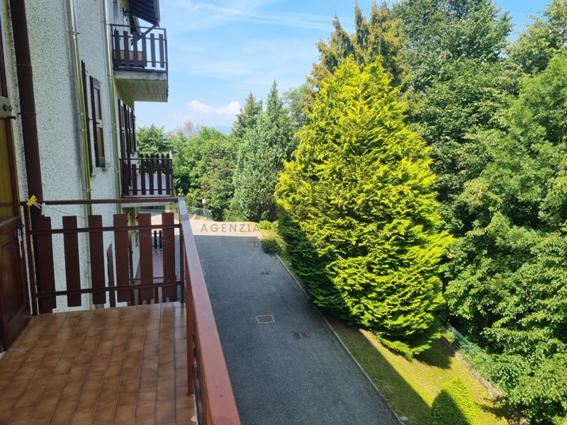 Trilocale in Vendita a Zogno, 34'000€, 70 m², arredato, con Box