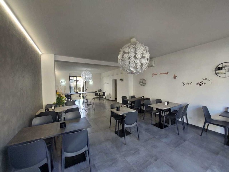 Attività commerciale in Vendita a Poggio a Caiano, 120'000€, 100 m², arredato