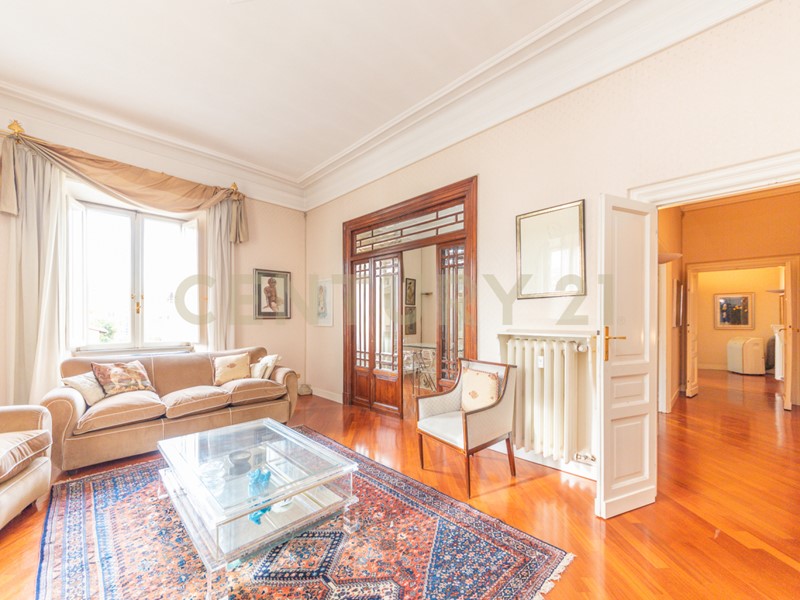 Appartamento in Affitto a Roma, zona Trieste, 2'950€, 177 m², arredato, con Box