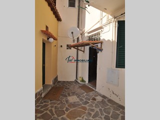 Trilocale in Vendita a Livorno, zona Centro cittÃ, 84'000€, 58 m²