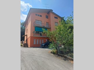 Appartamento in Vendita a Fornovo di Taro, 85'000&euro;, 