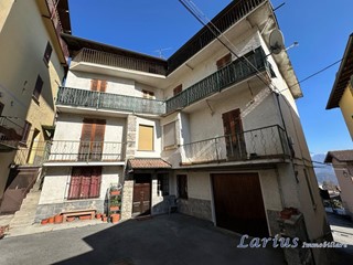 Trilocale in Vendita a Sormano, 45'000&euro;, 86 m²