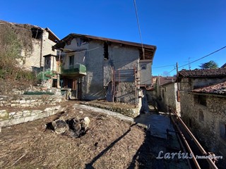 Casa Indipendente in Vendita a Asso, 30'000€, 185 m²