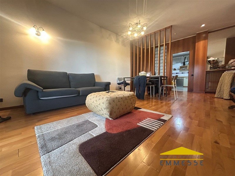 Appartamento in Vendita a Massa, 385'000&euro;, 130 m²