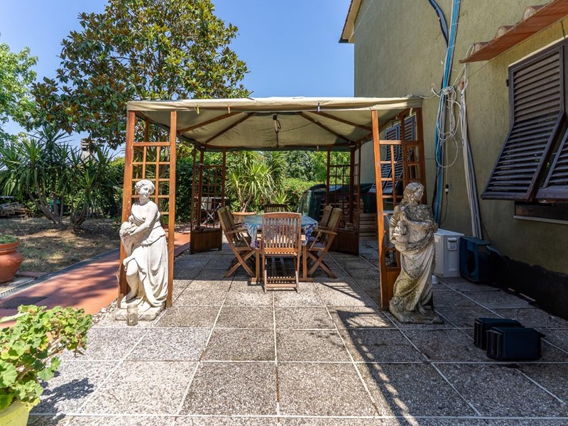 Villetta a schiera in Vendita a Lastra a Signa, 435'000€, 140 m²