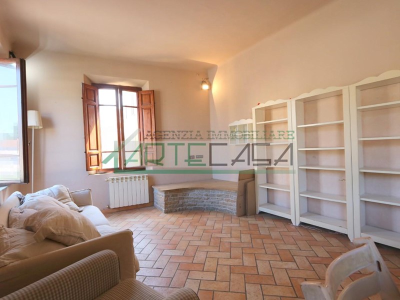 Quadrilocale in Vendita a Calci, zona La Corte, 198'000€, 160 m²