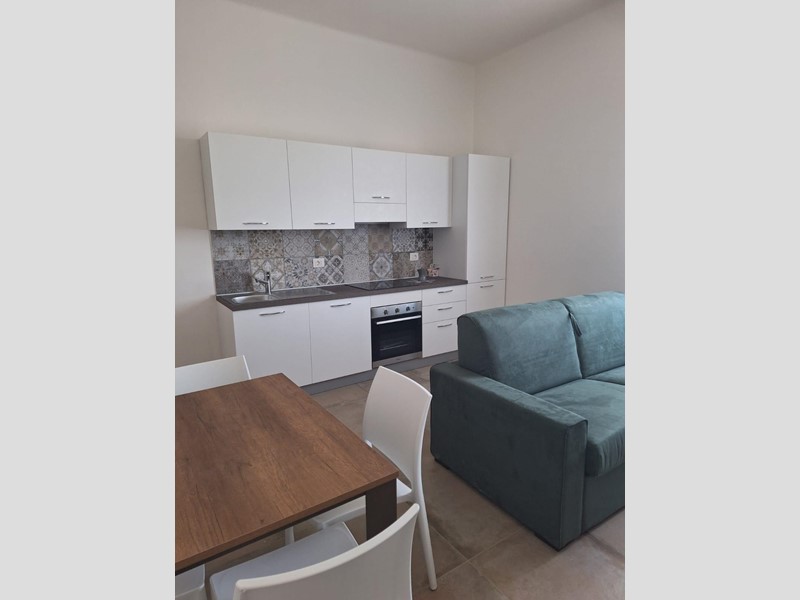 Trilocale in Affitto a Carrara, zona Marina di Carrara, 700€, 60 m², arredato