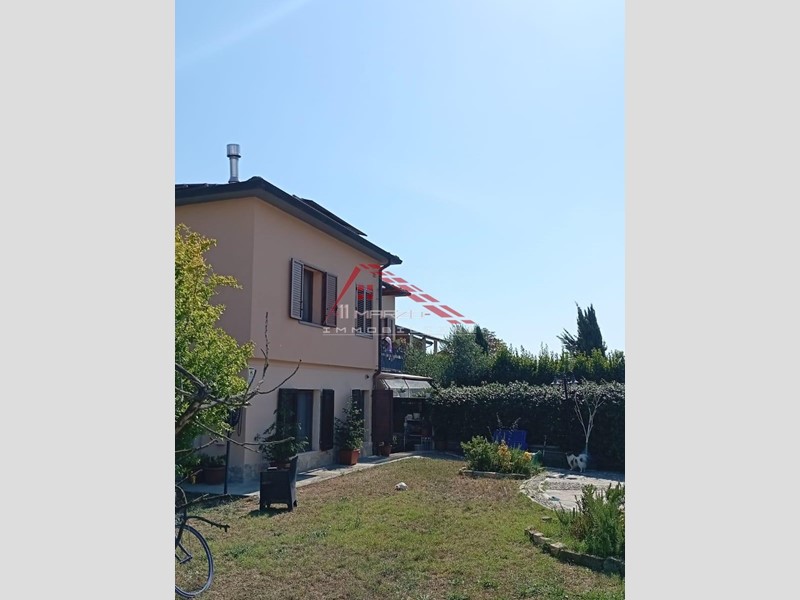Quadrilocale in Vendita a Collesalvetti, zona Vicarello, 184'000&euro;, 93 m²