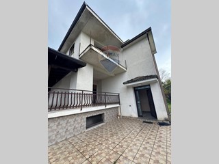 Casa Indipendente in Vendita a Roccasecca, 215'000€, 250 m²