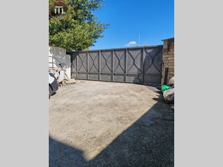 Immobile commerciale in Affitto a Roma, 1'300&euro;, 250 m²