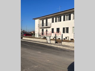 Quadrilocale in Vendita a Rottofreno, 265'000€, 125 m²