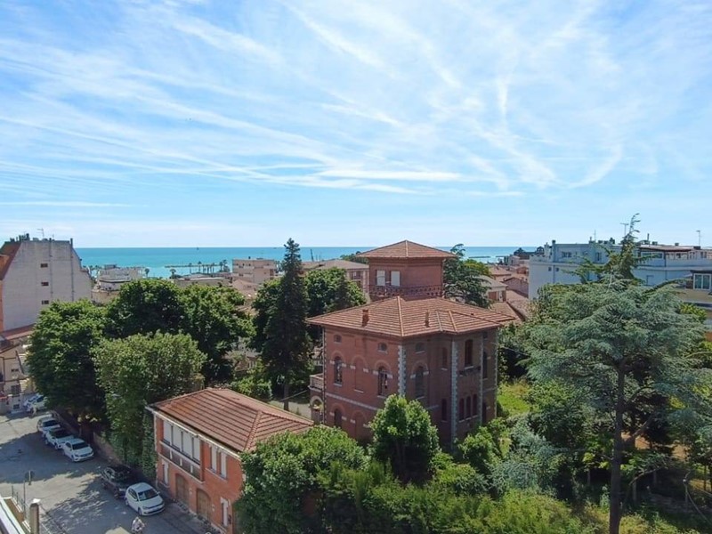 Quadrilocale in Vendita a Porto Sant'Elpidio, 433'500&euro;, 145 m²