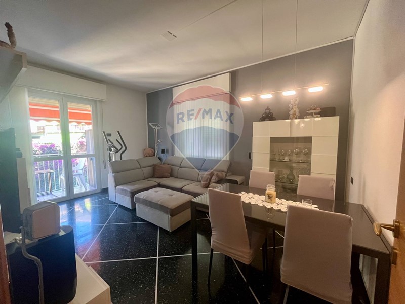 Trilocale in Vendita a Rapallo, 275'000€, 80 m²