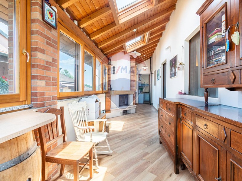 Trilocale in Vendita a Carpiano, 195'000€, 100 m²