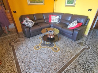 Appartamento in Vendita a Genova, 97'000€, 90 m²