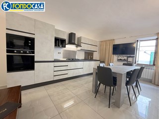 Quadrilocale in Vendita a Millesimo, 125'000€, 120 m²