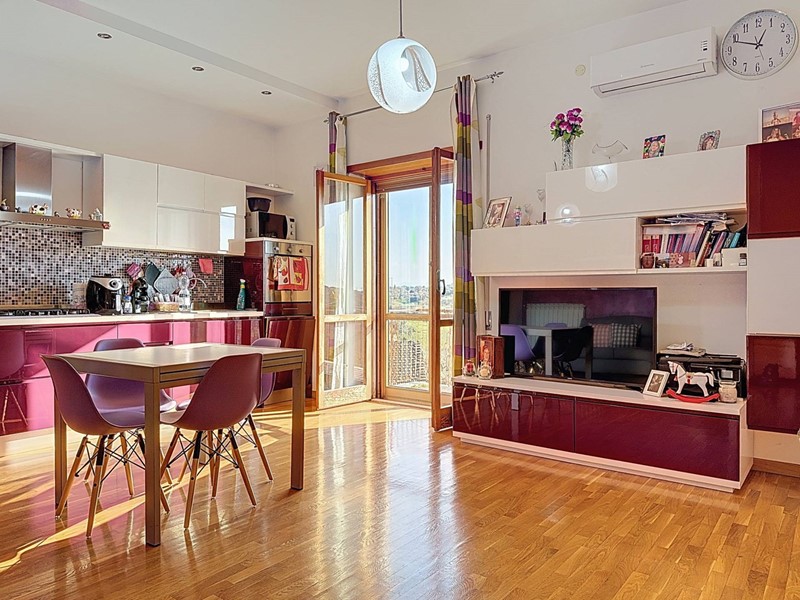 Appartamento in Vendita a Mentana, 800'000€, 700 m²