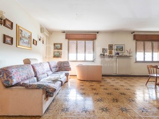 Appartamento in Vendita a Chions, 130'000€, 355 m², arredato