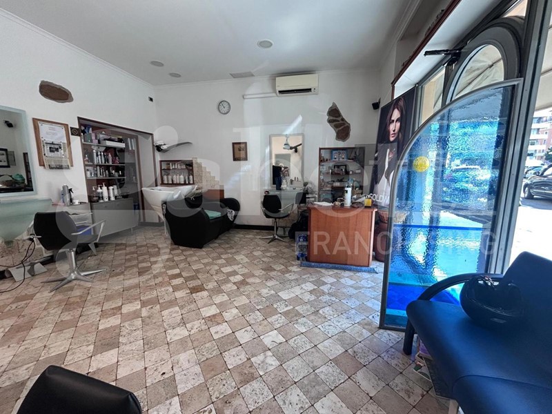 Negozio in Vendita a Roma, 190'000€, 35 m²