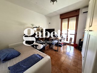 Trilocale in Vendita a Roma, 259'000&euro;, 83 m²