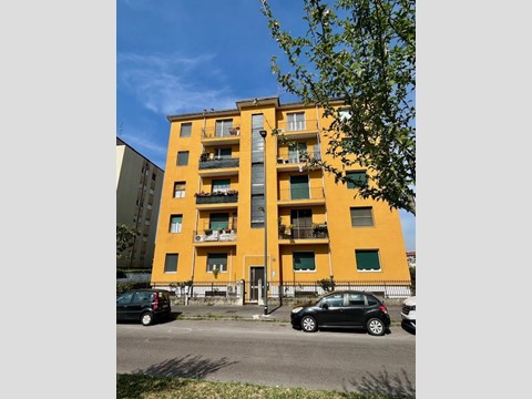 Trilocale in Vendita a Milano, 255'000€, 88 m²